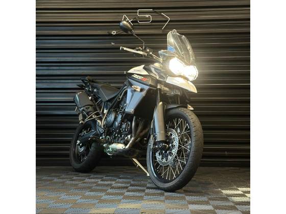 TRIUMPH TIGER 800XC 